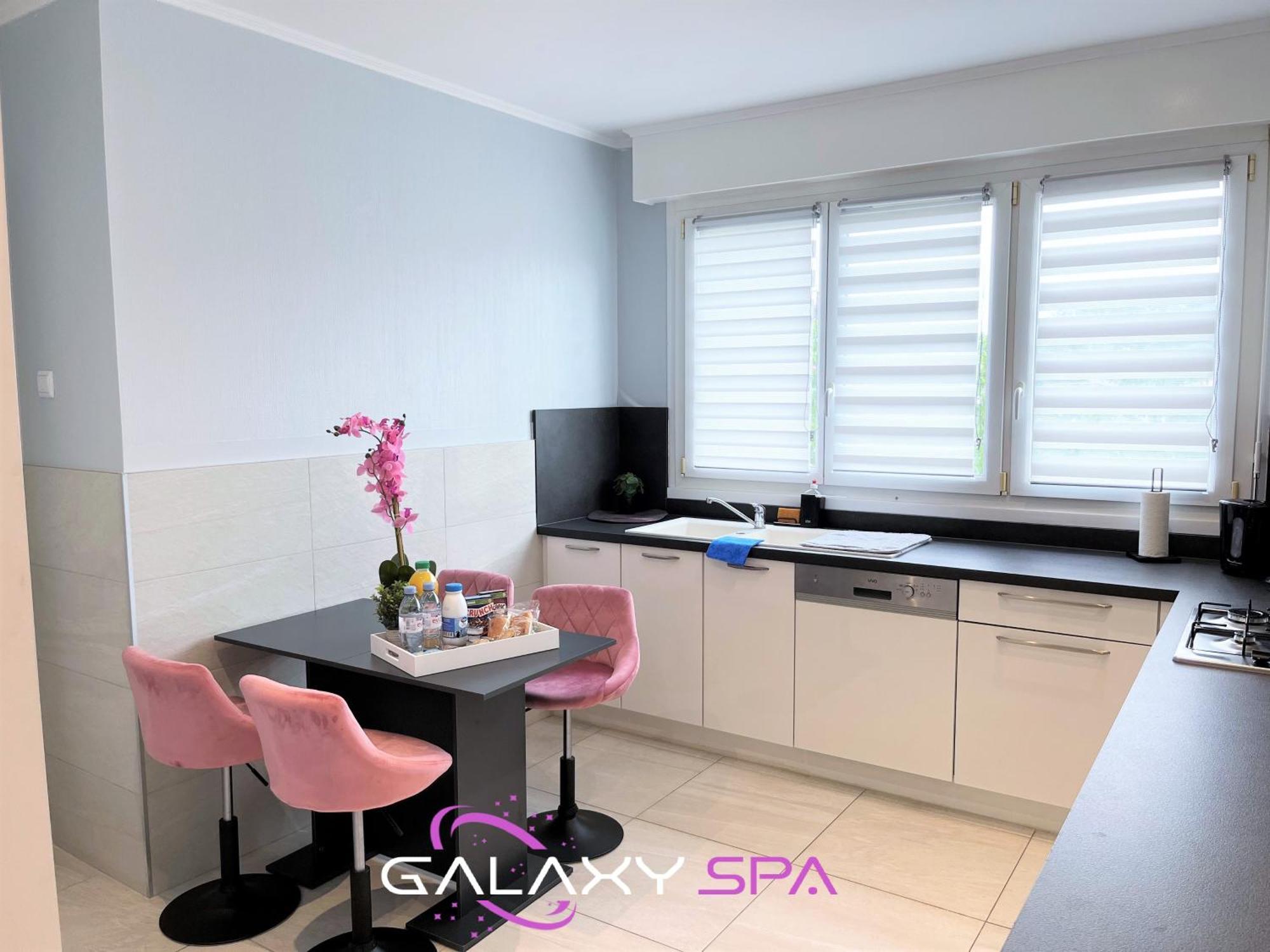 GALAXY SPA - Suite Venus avec Jacuzzi et Sauna Privatif Champigneulles Exterior foto