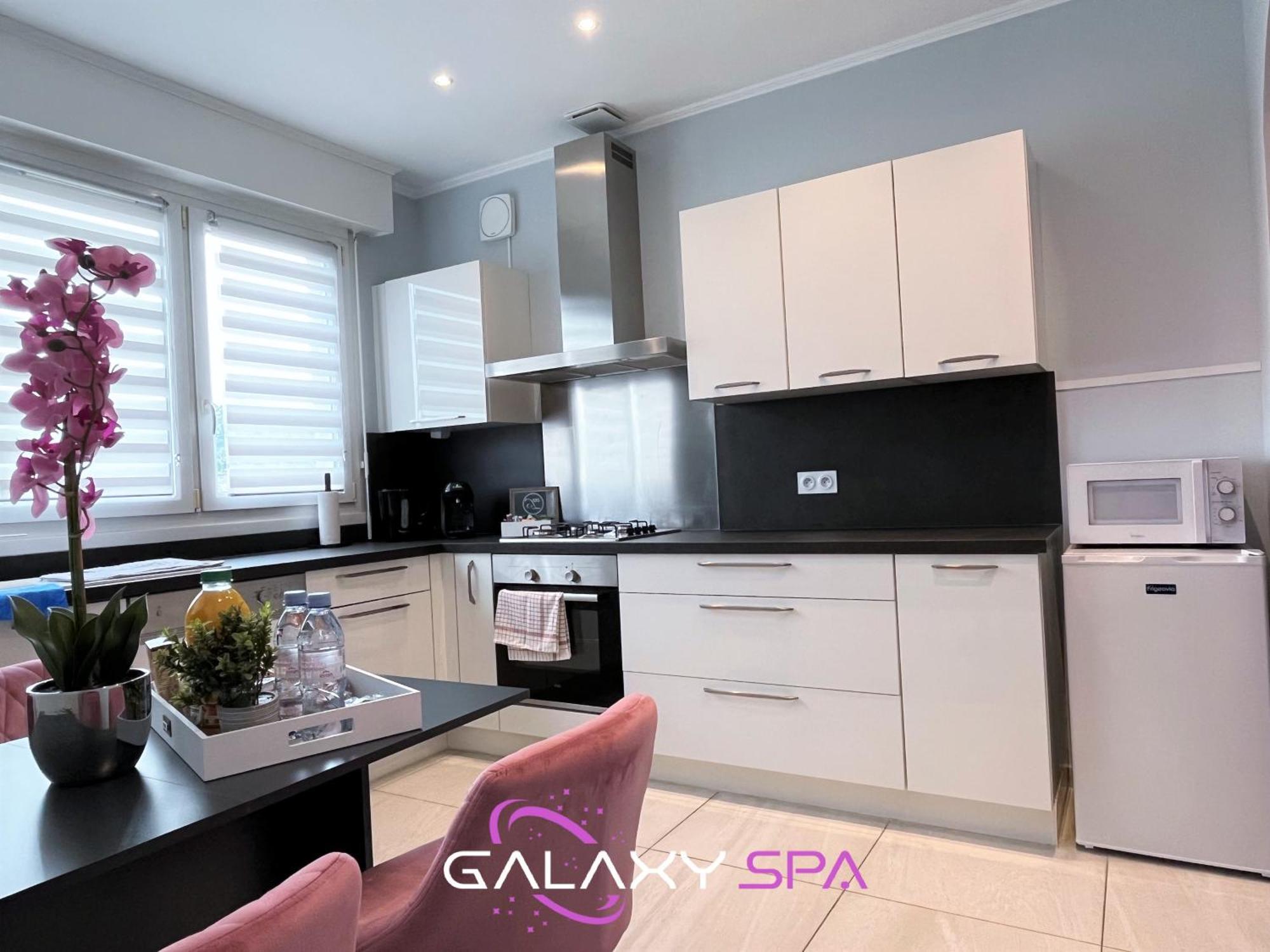GALAXY SPA - Suite Venus avec Jacuzzi et Sauna Privatif Champigneulles Exterior foto
