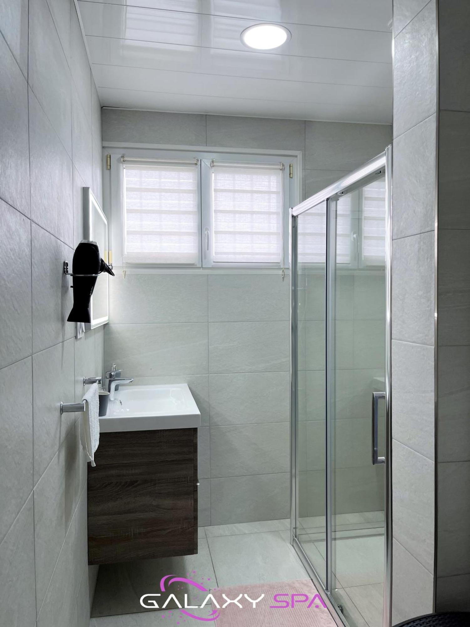 GALAXY SPA - Suite Venus avec Jacuzzi et Sauna Privatif Champigneulles Exterior foto