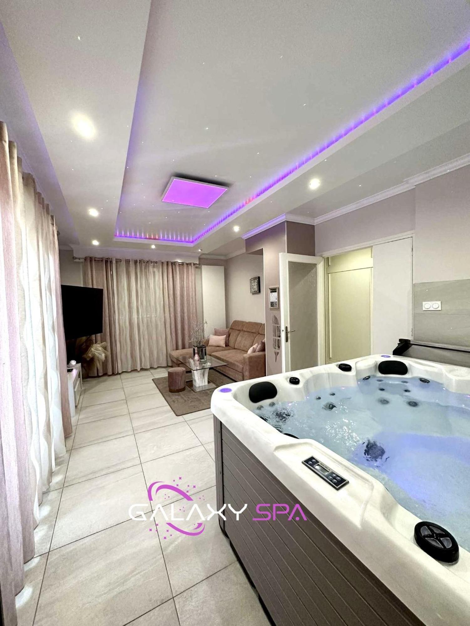 GALAXY SPA - Suite Venus avec Jacuzzi et Sauna Privatif Champigneulles Exterior foto