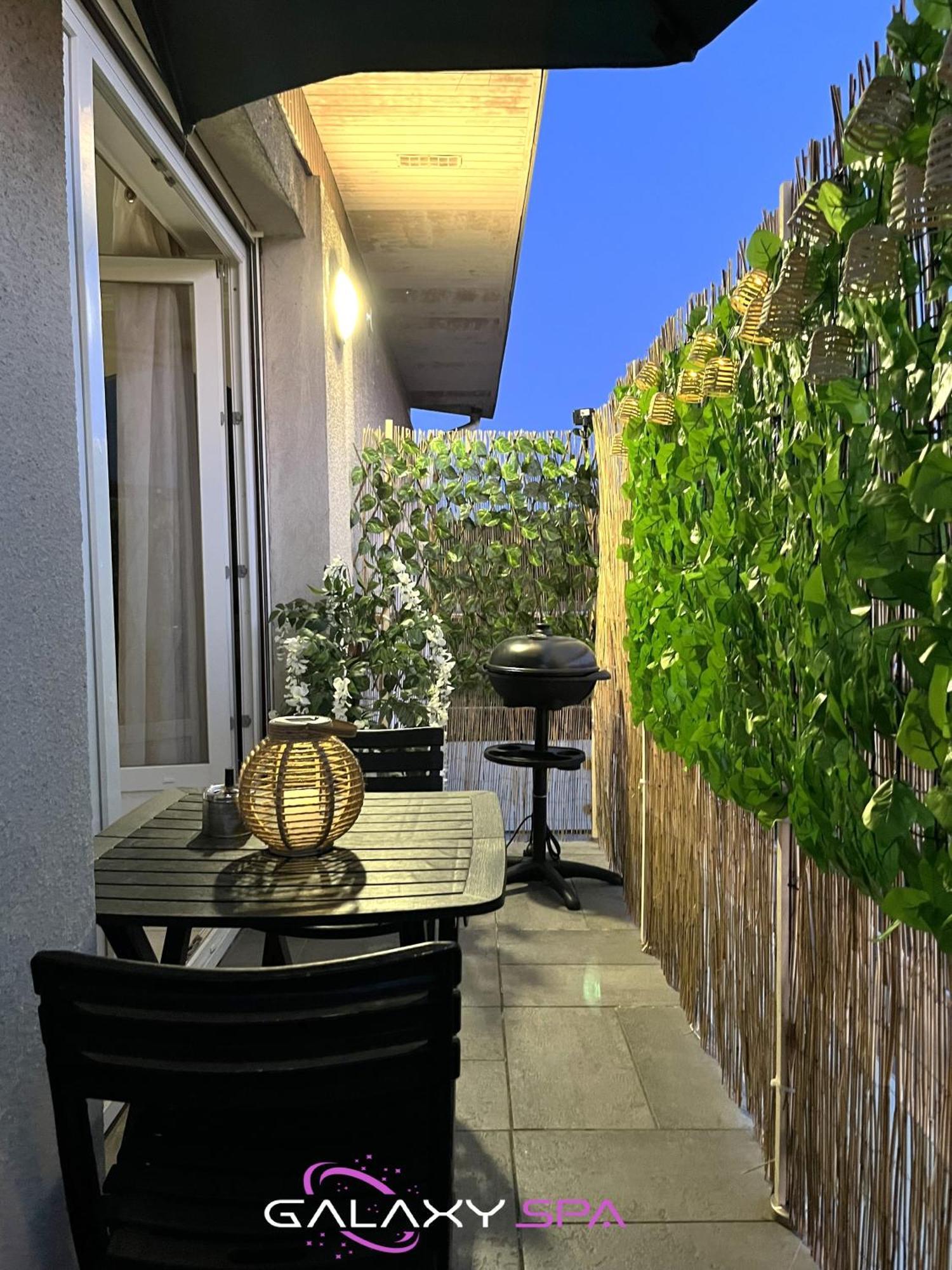 GALAXY SPA - Suite Venus avec Jacuzzi et Sauna Privatif Champigneulles Exterior foto